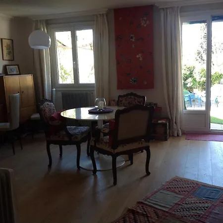 Belle Climatisee Avec Jardin Dans Village Charmand A 10min De La !!! *