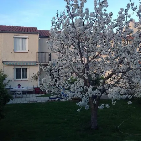 Belle Climatisee Avec Jardin Dans Village Charmand A 10min De La !!! Villa