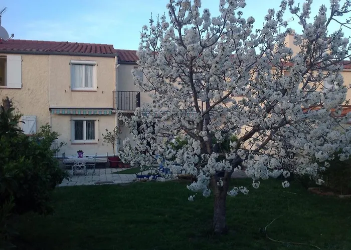 Belle Climatisee Avec Jardin Dans Village Charmand A 10min De La !!! Villa